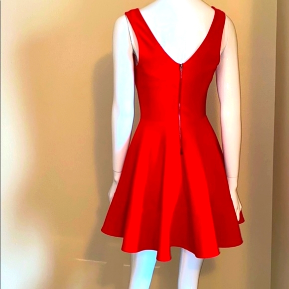 LuLu’s red dress fit and flare size M - Picture 3 of 4
